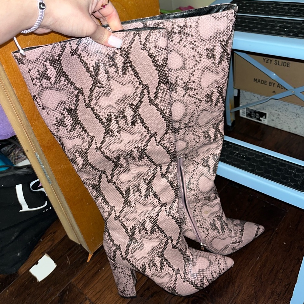 Fashion nova boots
